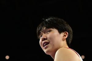 杨瀚森在NBA与G联盟来回奔波？混音主帅：心态很重要 他很职业