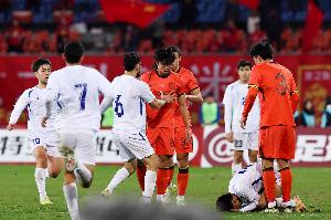 足球报：汪士钦红牌是他职业成长的警示，年轻球员的血性要用对地