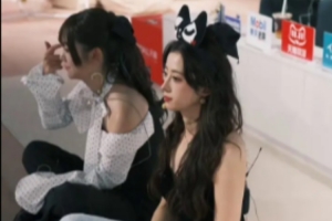 主持张小薇分享视频：S15总决赛上班vlog