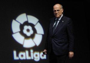 特巴斯社媒：弗洛伦蒂诺又开始高谈阔论了，我将逐一回应他的批评