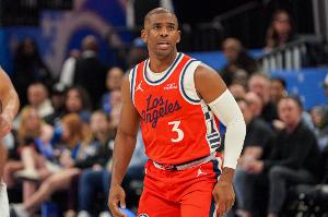 路威：保罗是05届中唯一比我打得久的 他是控卫典范&将成传奇