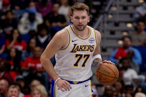 东契奇：洛杉矶的海滩无与伦比&天气也很棒 我在这里安顿得很好