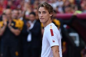 博维：现在就谈罗马争冠还为时尚早 我只想重新踢球无论何时何地