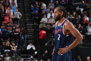 静雨：快船差不多要摆烂了&球队文化烂在小卡身上 东契奇已臻化境