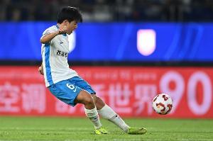 加盟哪个联赛？记者：徐彬已经飞到欧洲了