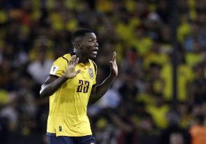 记者：厄瓜多尔足协为凯塞多红牌上诉，希望球员参加世界杯首战