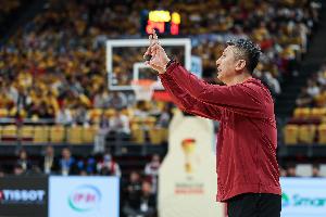 胜负手！中国男篮三分球27投仅6中 韩国则31投14中