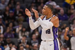 4前板+4抢断！威少16分12板14助拿下本赛季第3个&生涯第206次三双