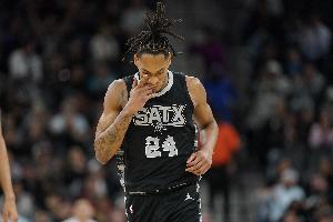 就是这么纯正！瓦塞尔7记三分爆砍35分0失误 12个进球全是跳投