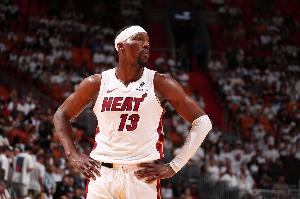 状态不太行！阿德巴约半场5中2&三分1中1拿7分7板2断 出现3次失误