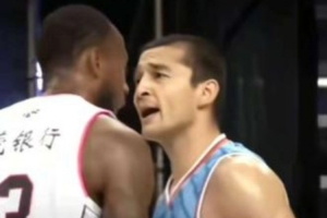 不打不成交 威姆斯&西热力江昔日贴脸对喷 如今一起带货