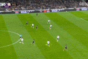 热刺主场落后！贝里瓦尔失误，泰特破门