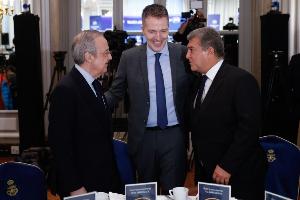 每体：弗洛伦蒂诺之所以严厉批评巴萨，是因为后者退出了欧超联赛