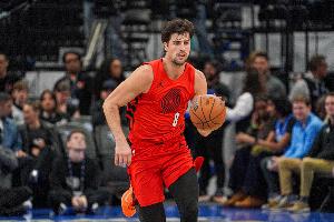 持续进化！阿夫迪亚单场30分15板10助队史唯一 开拓者生涯2次达成