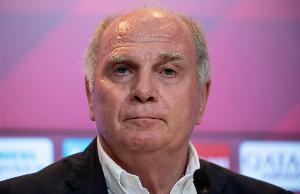 赫内斯：利物浦队内全是球星自顾自地踢，可怜维尔茨连球都拿不着