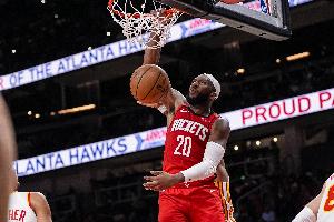 上来就进！杜兰特借掩护突破外传 奥科吉底角三分稳稳命中！