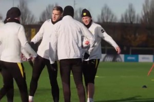 其乐融融！多特蒙德最新的训练小样！