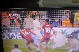 用下体挡射门！森林球员这次防守什么水平？