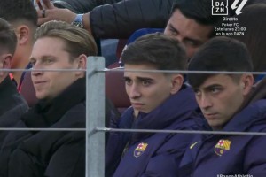 佩德里和加维在看什么？看到他们的目光，我真的好紧张~