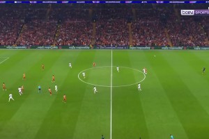 [集锦]欧冠-戴维制胜球萨拉中柱 加拉塔萨雷0-1圣吉尔联合